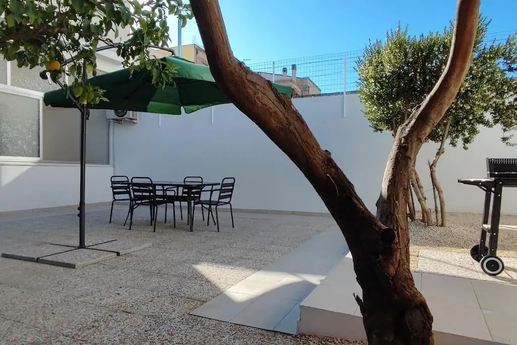 Casa Con Giardino Villa Quartu Sant'Elena Holiday home